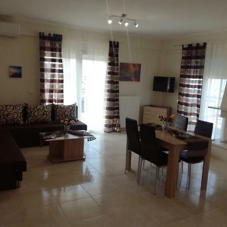 Jordan'S 3Rd Appartment At Неа-Міханіона Екстер'єр фото