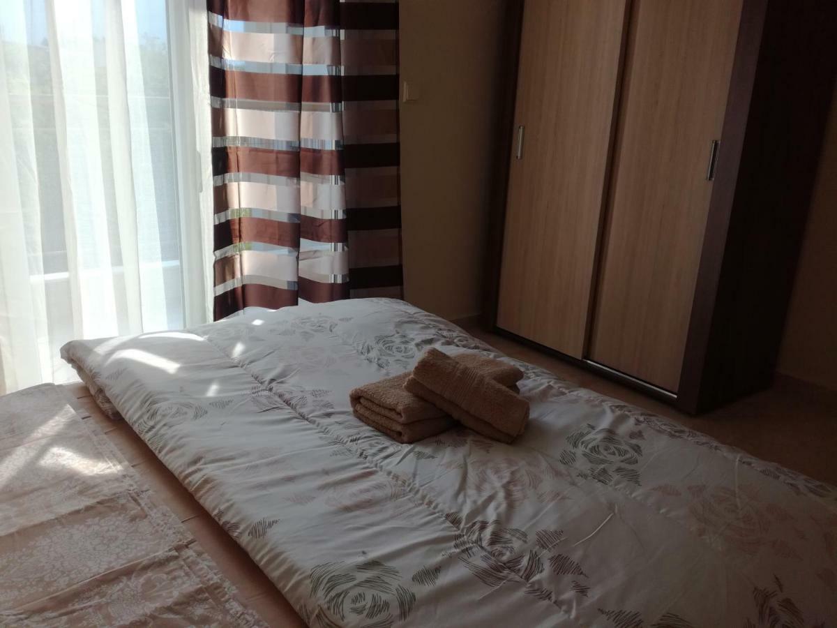 Jordan'S 3Rd Appartment At Неа-Міханіона Екстер'єр фото