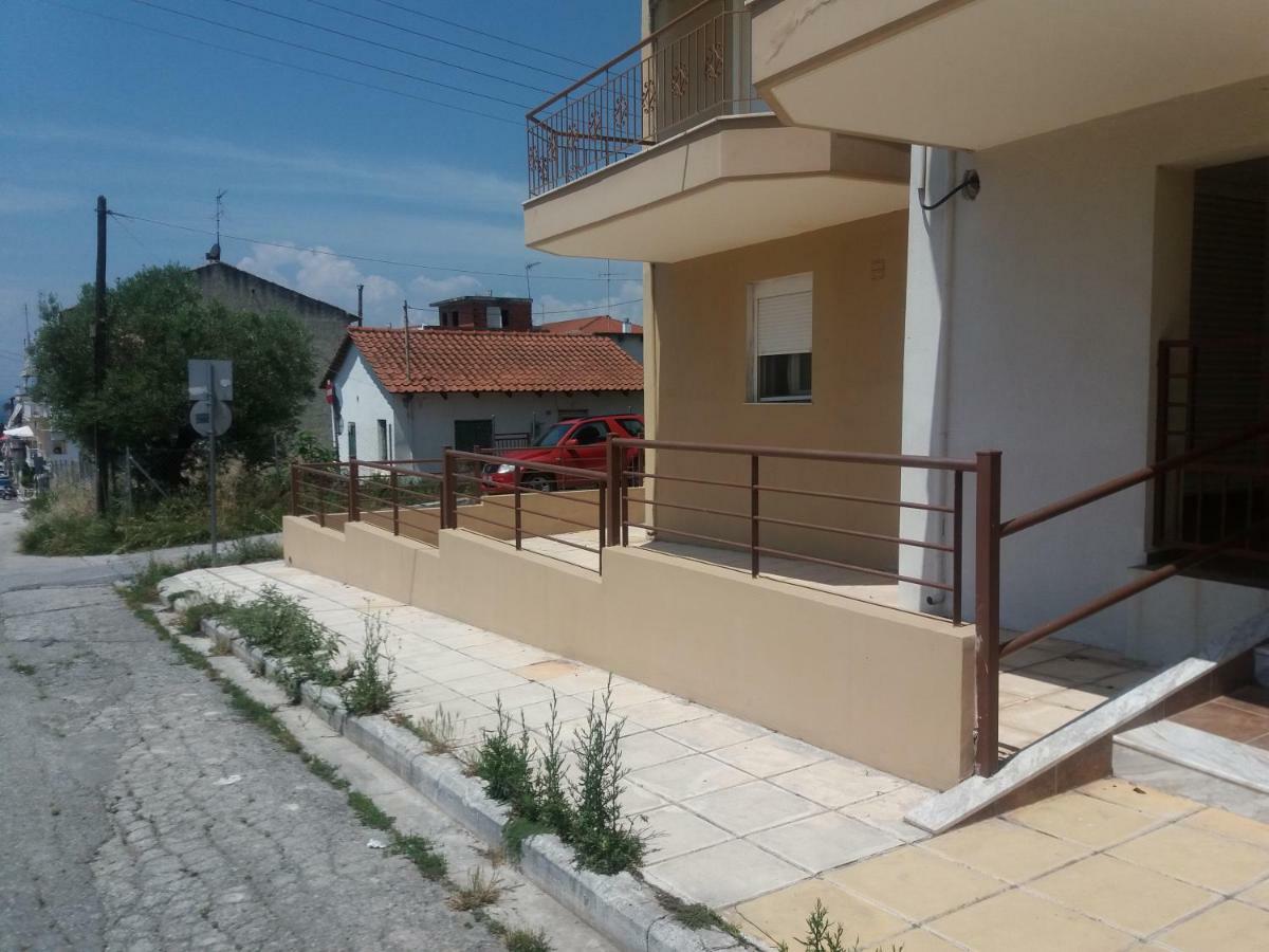 Jordan'S 3Rd Appartment At Неа-Міханіона Екстер'єр фото